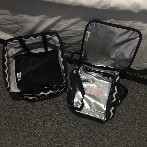 Thirty One Perfect Potluck 3pc Set Thermal Chevron - Picture 4 of 7